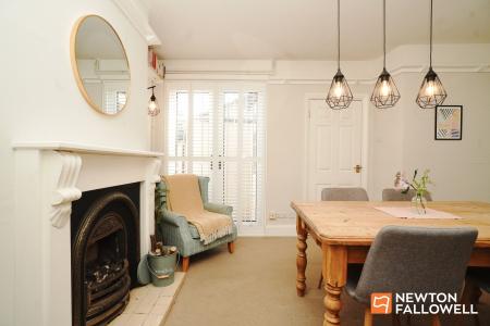 2 bedroom Terraced House for sale in Main Street, Woodhouse Eaves, LE12