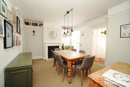 2 bedroom Terraced House for sale in Main Street, Woodhouse Eaves, LE12