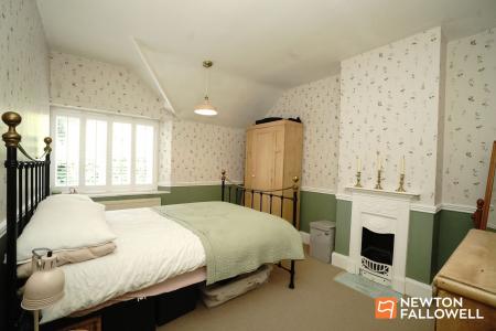 2 bedroom Terraced House for sale in Main Street, Woodhouse Eaves, LE12