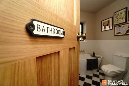 3 bedroom Detached bungalow for sale in Castledine Street, Loughborough, LE11