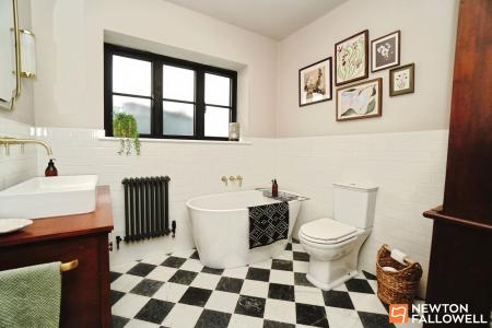 3 bedroom Detached bungalow for sale in Castledine Street, Loughborough, LE11