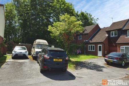 3 bedroom Semi-detached house for sale in Abberton Way, Loughborough, LE11