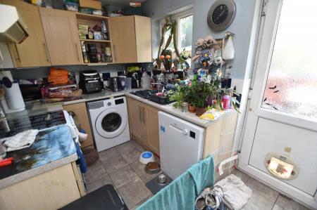 3 bedroom Semi-detached house for sale in Abberton Way, Loughborough, LE11