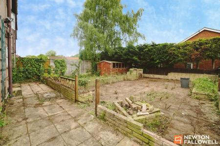 4 bedroom Semi-detached house for sale in Abberton Way, Loughborough, LE11