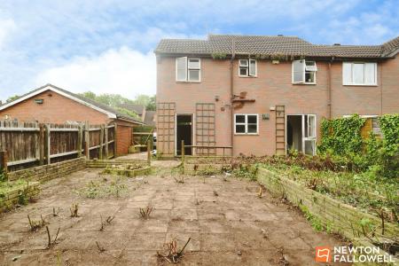 4 bedroom Semi-detached house for sale in Abberton Way, Loughborough, LE11