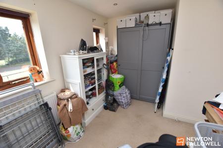 3 bedroom Terraced House for sale in Kegworth Road, Gotham, NG11