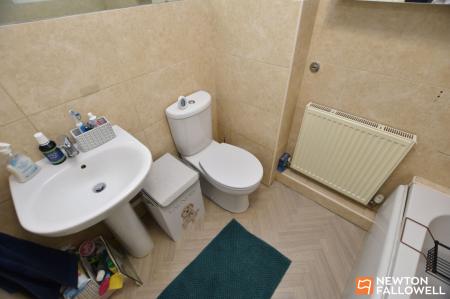 3 bedroom Terraced House for sale in Kegworth Road, Gotham, NG11