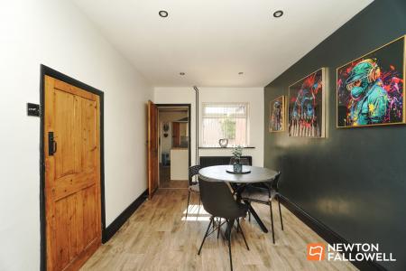 2 bedroom Terraced House for sale in Victoria Street, Loughborough, LE11