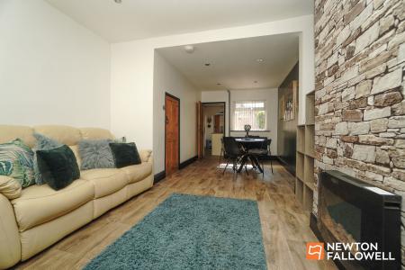 2 bedroom Terraced House for sale in Victoria Street, Loughborough, LE11