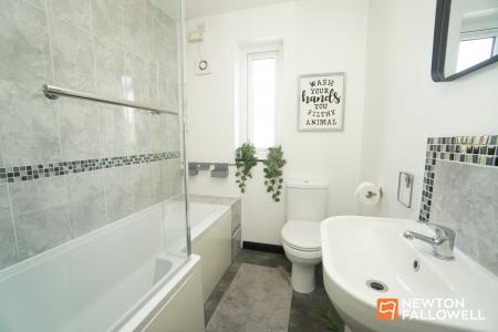 2 bedroom Terraced House for sale in Havelock Street, Loughborough, LE11