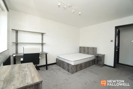 2 bedroom Terraced House for sale in Havelock Street, Loughborough, LE11