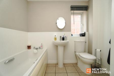 4 bedroom Detached house for sale in Edward Phillipps Road, Hathern, LE12