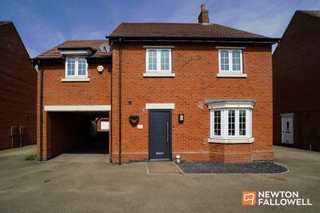 4 bedroom Detached house for sale in Edward Phillipps Road, Hathern, LE12