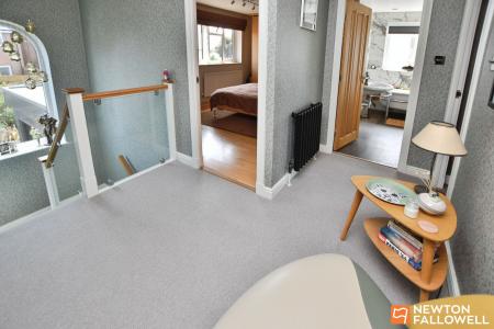 4 bedroom Detached house for sale in St. Phillips Road, Burton-On-The-Wolds, LE12