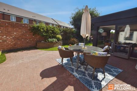 4 bedroom Detached house for sale in St. Phillips Road, Burton-On-The-Wolds, LE12