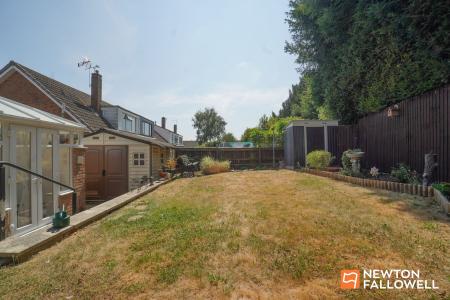 2 bedroom Semi-detached bungalow for sale in Swallow Walk, Hathern, LE12