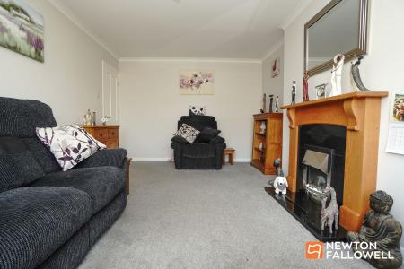 2 bedroom Semi-detached bungalow for sale in Swallow Walk, Hathern, LE12
