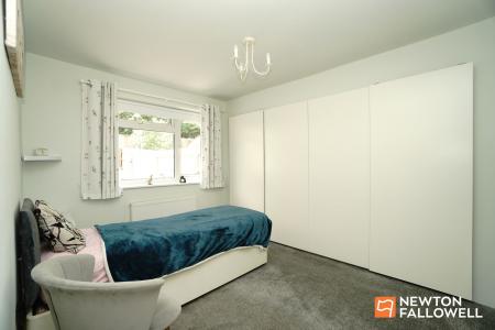 2 bedroom Semi-detached bungalow for sale in Swallow Walk, Hathern, LE12