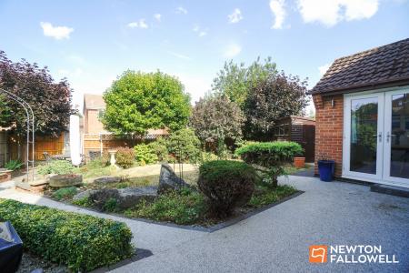 4 bedroom Detached house for sale in Loweswater Close, Barrow Upon Soar, LE12