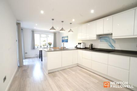4 bedroom Detached house for sale in Loweswater Close, Barrow Upon Soar, LE12