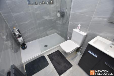 2 bedroom Semi-detached bungalow for sale in Braddon Road, Loughborough, LE11