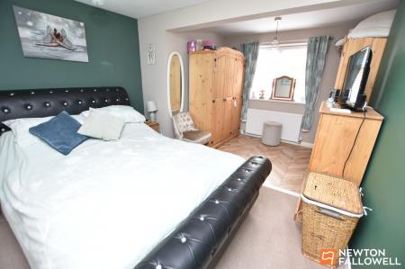 2 bedroom Semi-detached bungalow for sale in Braddon Road, Loughborough, LE11