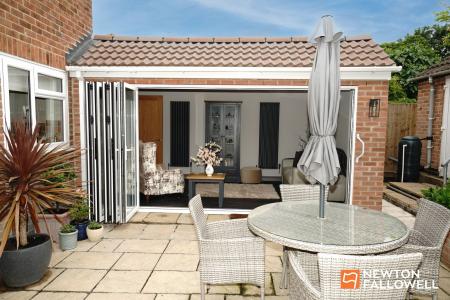 3 bedroom Detached house for sale in Byron Street, Loughborough, LE11