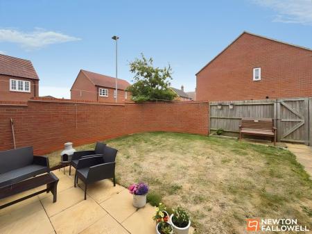 3 bedroom Semi-detached house for sale in Damson Road, East Leake, LE12