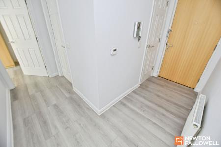 2 bedroom Apartment for sale in Racecourse Mews, Loughborough, LE11