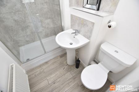 2 bedroom Apartment for sale in Racecourse Mews, Loughborough, LE11