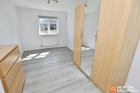 2 bedroom Apartment for sale in Racecourse Mews, Loughborough, LE11