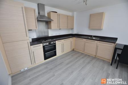 2 bedroom Apartment for sale in Racecourse Mews, Loughborough, LE11