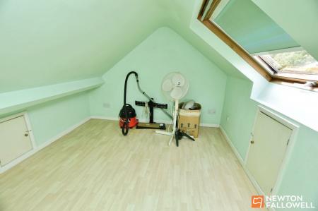 4 bedroom Detached bungalow for sale in Foxhills, Kegworth, DE74