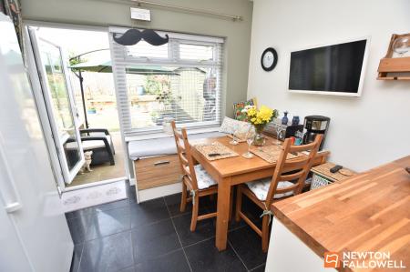 4 bedroom Detached bungalow for sale in Foxhills, Kegworth, DE74