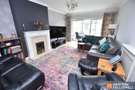 4 bedroom Detached bungalow for sale in Foxhills, Kegworth, DE74