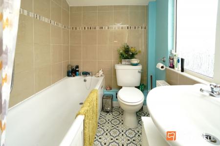 3 bedroom Terraced House for sale in Edward Street, Loughborough, LE11