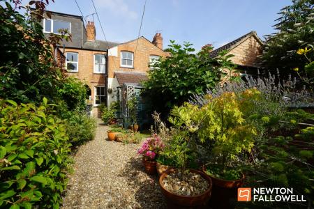 3 bedroom Terraced House for sale in Edward Street, Loughborough, LE11