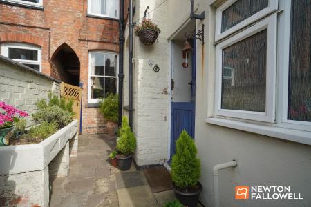 3 bedroom Terraced House for sale in Edward Street, Loughborough, LE11