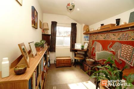 3 bedroom Terraced House for sale in Edward Street, Loughborough, LE11