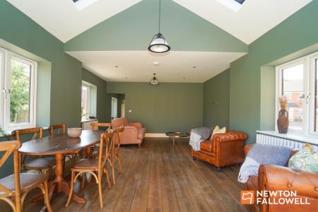 4 bedroom Detached house for sale in The Nook, East Leake, LE12