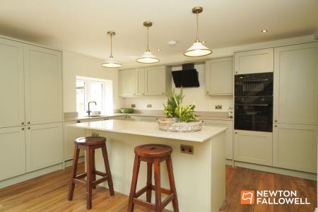 4 bedroom Detached house for sale in The Nook, East Leake, LE12