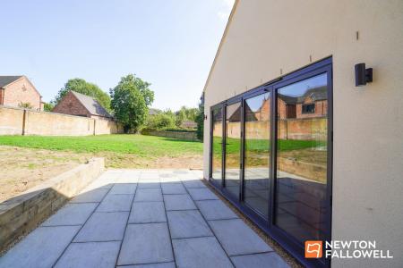 4 bedroom Detached house for sale in The Nook, East Leake, LE12