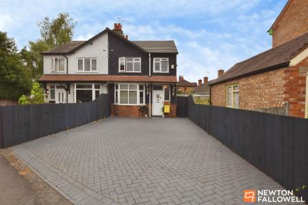 3 bedroom Semi-detached house for sale in Park Road, Loughborough, LE11