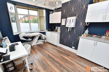 3 bedroom Semi-detached house for sale in Park Road, Loughborough, LE11