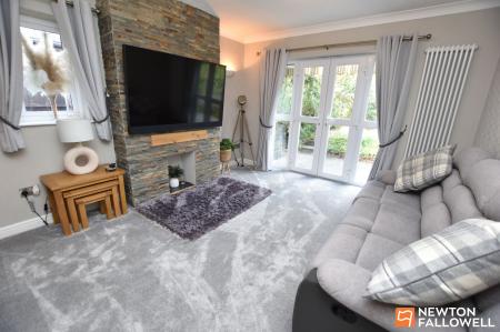 2 bedroom Detached bungalow for sale in Hathern Road, Shepshed, LE12