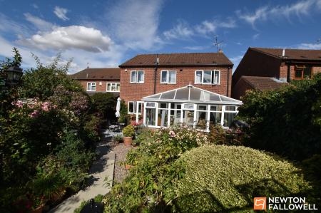 5 bedroom Detached house for sale in Linley Avenue, Shepshed, LE12