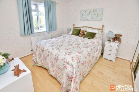 5 bedroom Detached house for sale in Linley Avenue, Shepshed, LE12