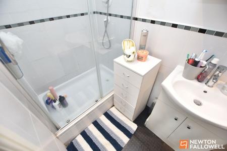 3 bedroom End of terrace house for sale in Osier Fields, East Leake, LE12