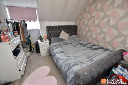 3 bedroom End of terrace house for sale in Osier Fields, East Leake, LE12