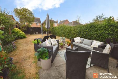 3 bedroom End of terrace house for sale in Osier Fields, East Leake, LE12